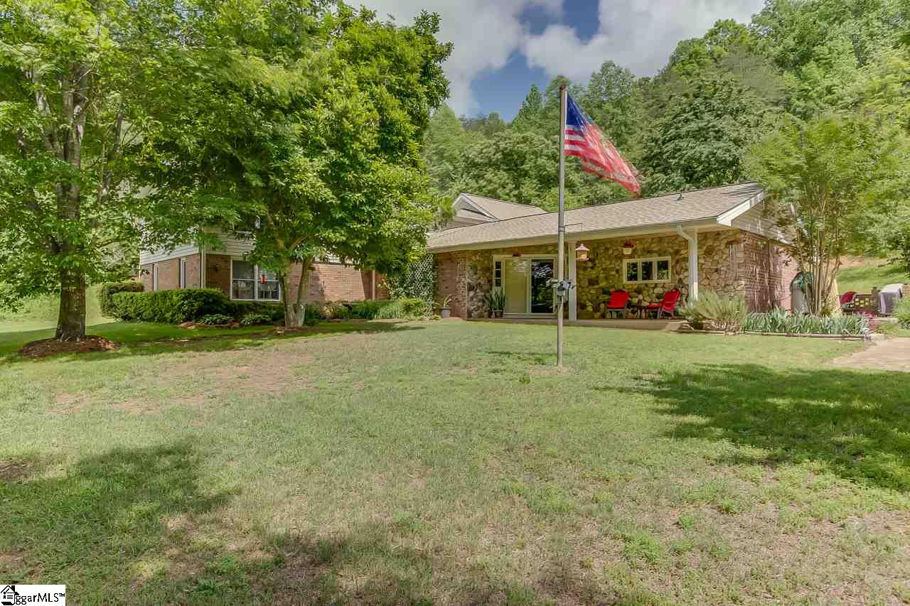 524 Bates Crossing Road Travelers Rest, SC 29690 - Photo 1 of 36