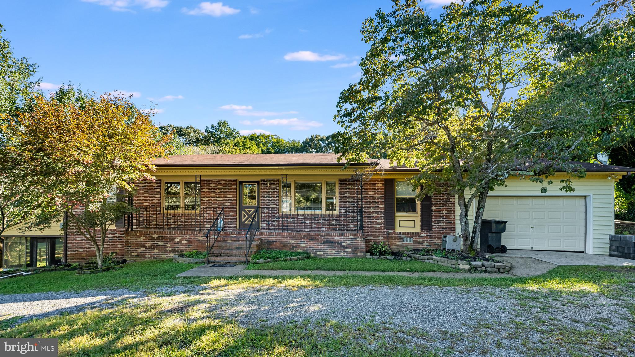 348 Chapel Green Road Fredericksburg, VA 22405 - Photo 4 of 27 EXTERIOR