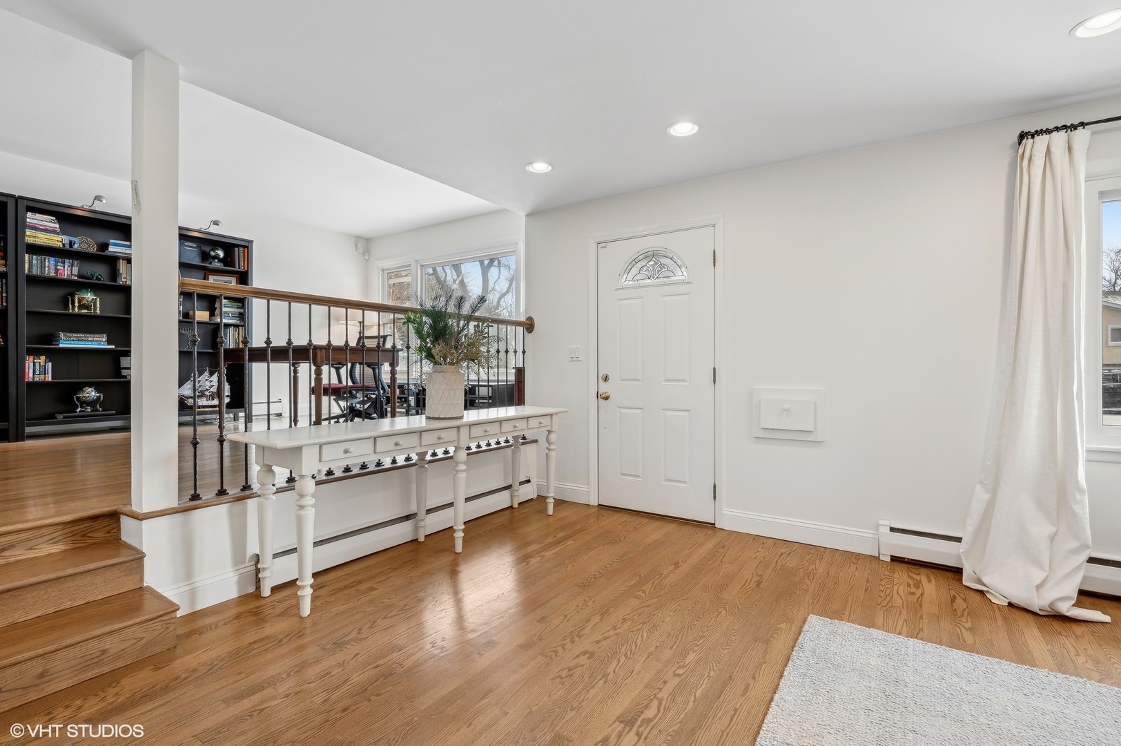 68 Ellendale Road Deerfield, IL 60015 - Photo 2 of 28