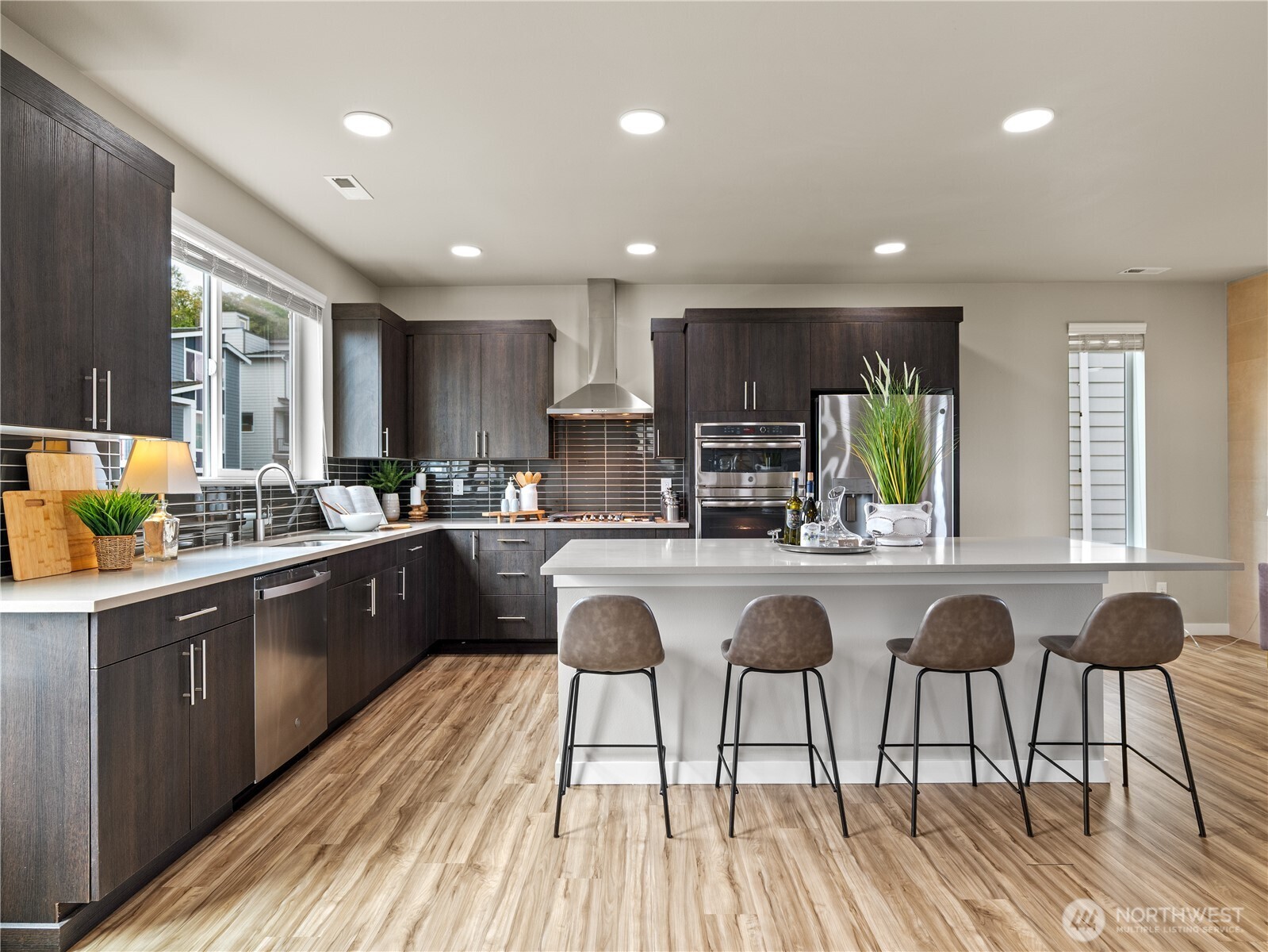 8253 South 118th Street Seattle, WA 98178 - Photo 17 of 40