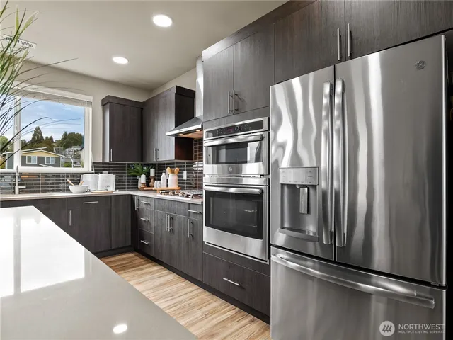 $899,000 | 8253 South 118th Street, Seattle, WA 98178