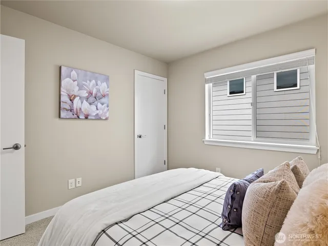 $899,000 | 8253 South 118th Street, Seattle, WA 98178