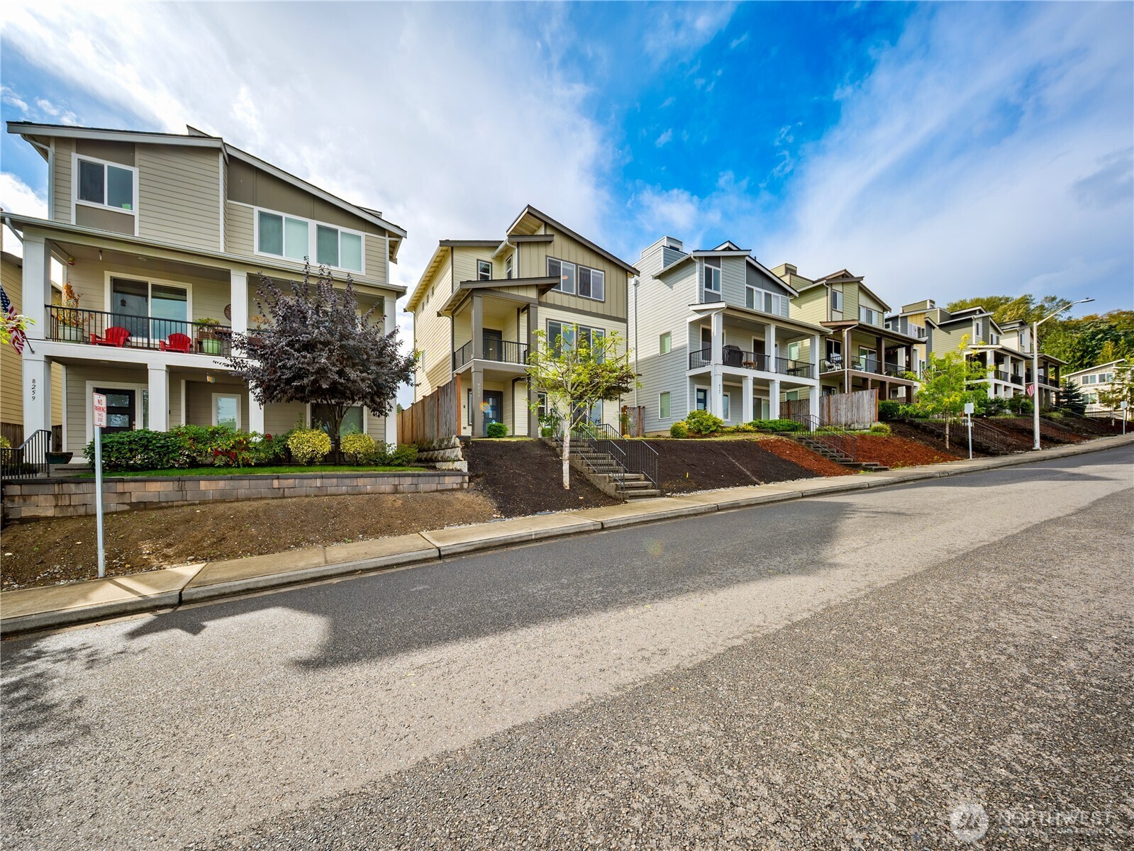 8253 South 118th Street Seattle, WA 98178 - Photo 3 of 40