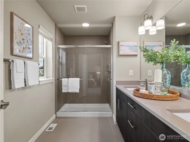 $899,000 | 8253 South 118th Street, Seattle, WA 98178