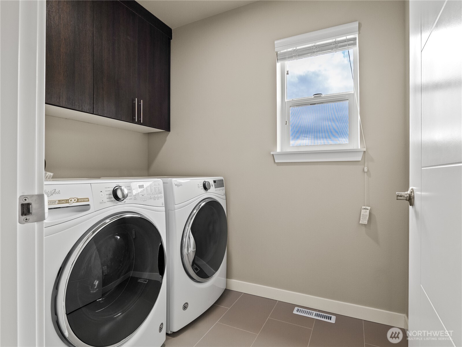 8253 South 118th Street Seattle, WA 98178 - Photo 33 of 40