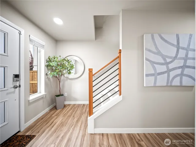 $899,000 | 8253 South 118th Street, Seattle, WA 98178