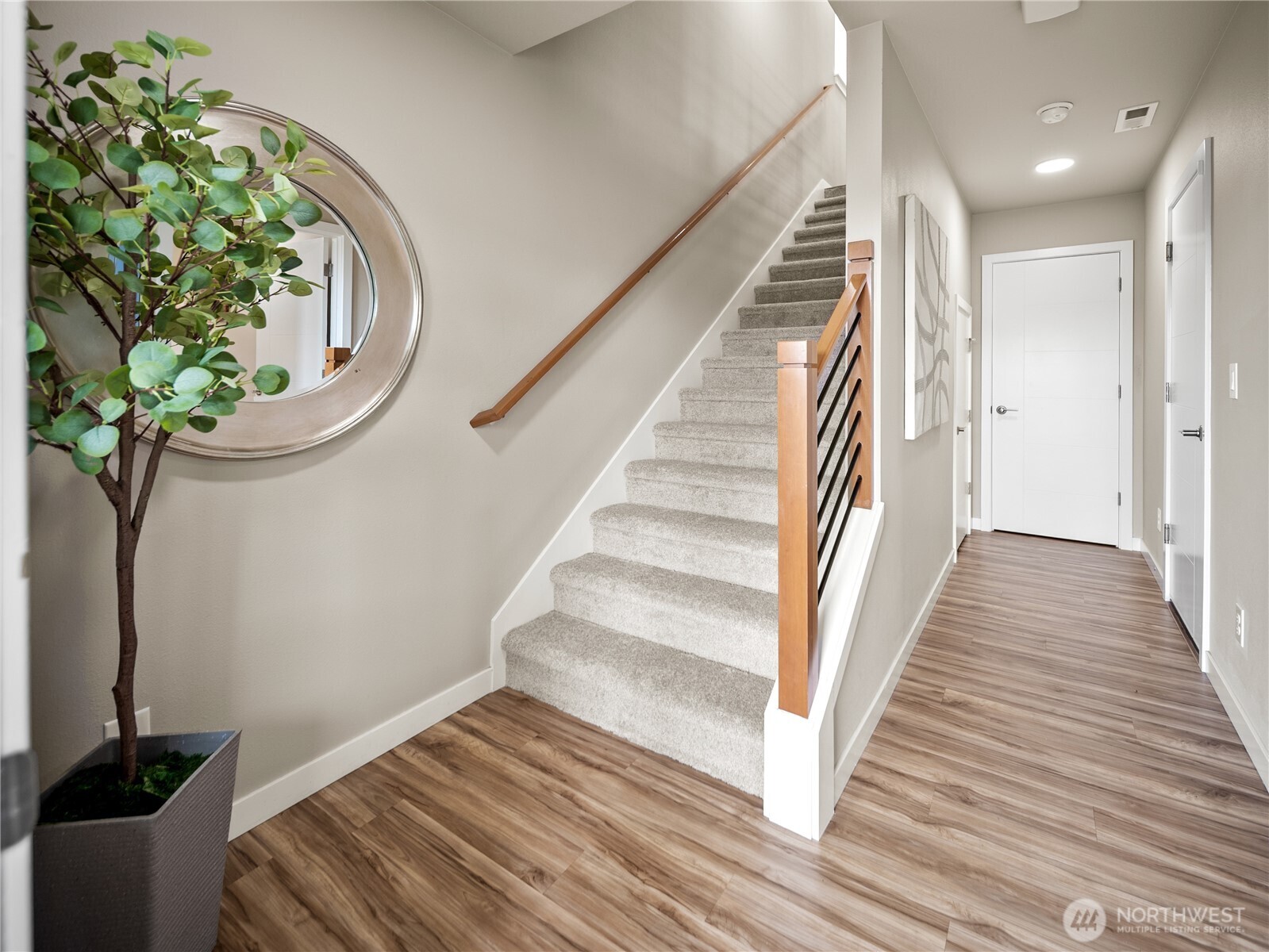 8253 South 118th Street Seattle, WA 98178 - Photo 9 of 40