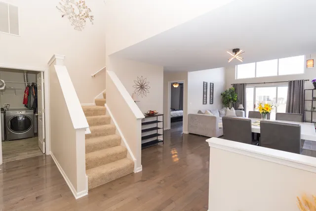 $389,000 | 3271 Cool Springs Court, Naperville, IL 60564