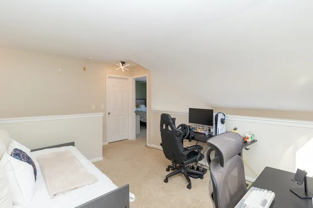 $389,000 | 3271 Cool Springs Court, Naperville, IL 60564