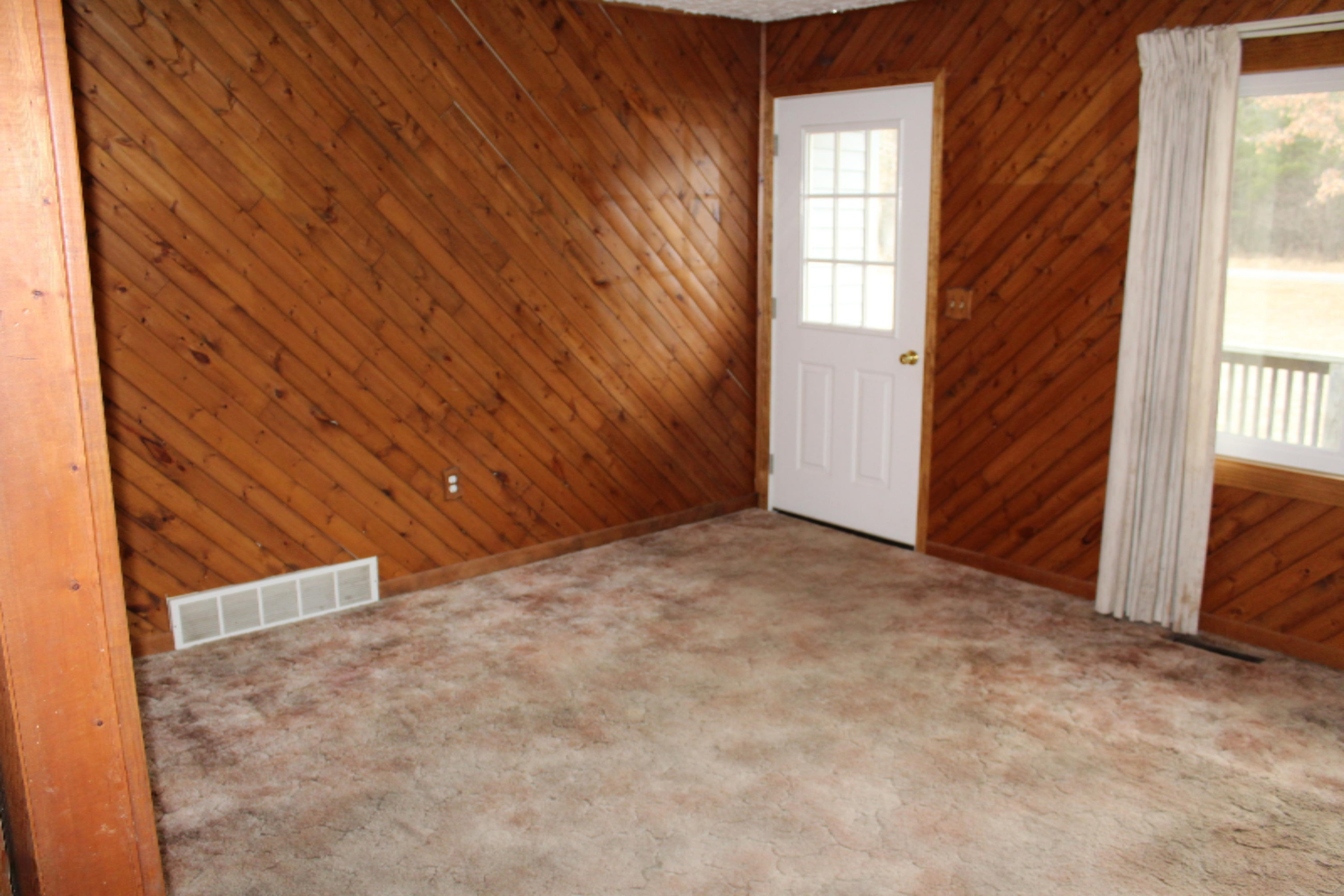 9665 Colby Road Greenville, MI 48838 - Photo 7 of 29 IMG_1187