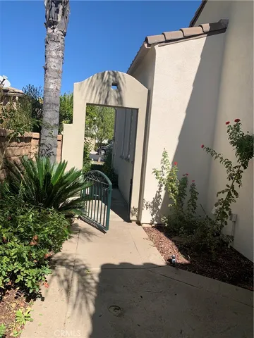 $725,000 | 23741 Spruce Meadow Court, Valencia, CA 91354