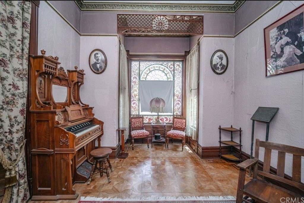 3121 Mulberry Street Riverside, CA 92501 - Photo 47 of 67 a living room with furniture and a window