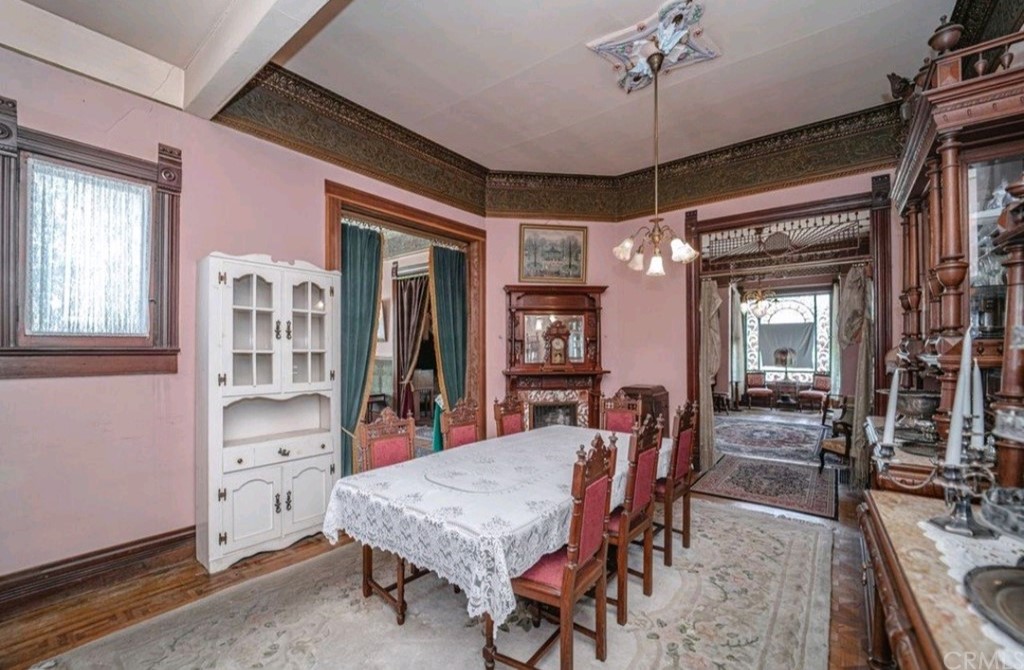 3121 Mulberry Street Riverside, CA 92501 - Photo 55 of 67 a dining room with furniture and window