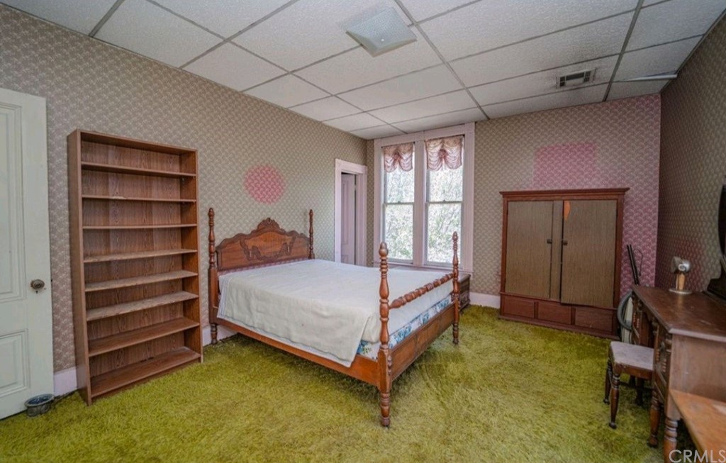 3121 Mulberry Street Riverside, CA 92501 - Photo 61 of 67 a bedroom with a bed and a closet