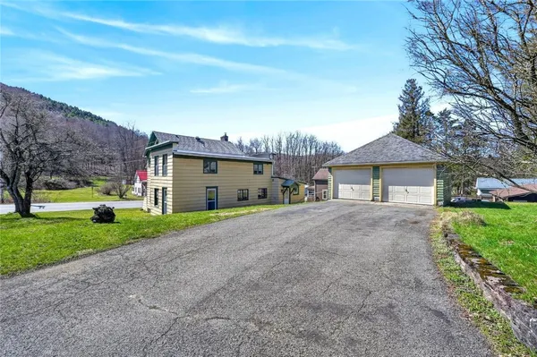 $179,000 | 15571 State Highway, Davenport, NY 13750