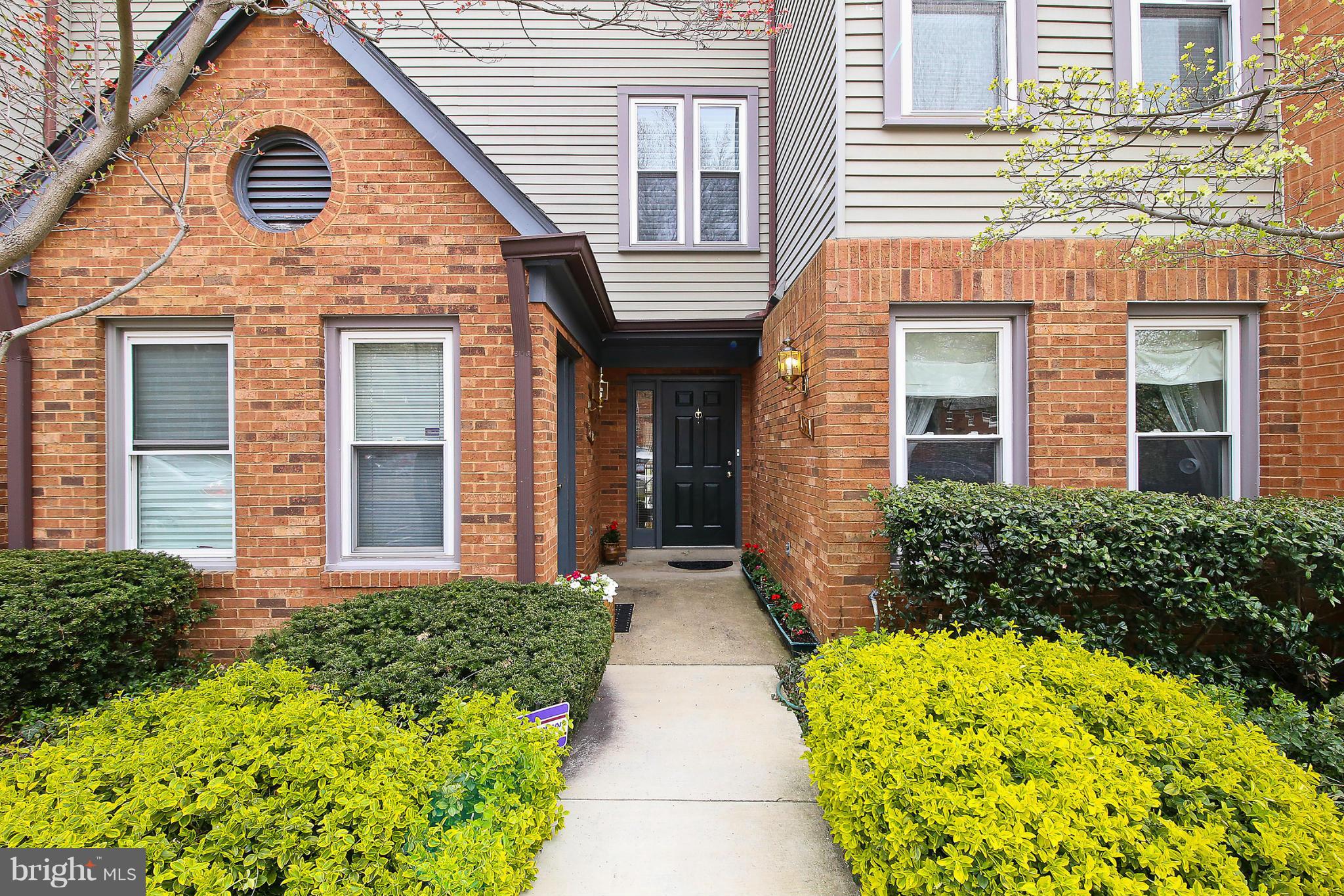 2103 North Rolfe Street, Unit A Arlington, VA 22209 - Photo 1 of 28 front view of a house