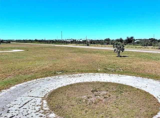 $35,000 | 15 Cottonwood Court, Placida, FL 33946