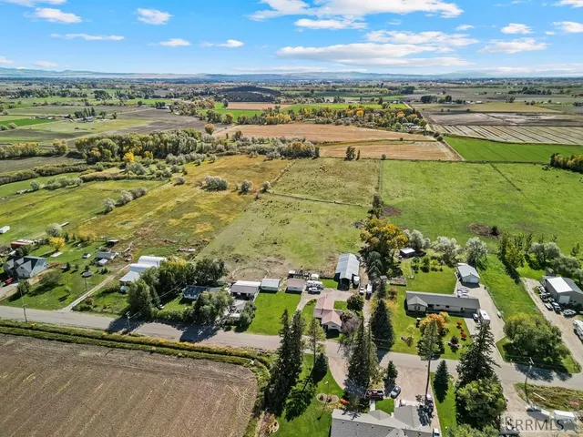 $699,999 | 3756 East 800 North, Rigby, ID 83442