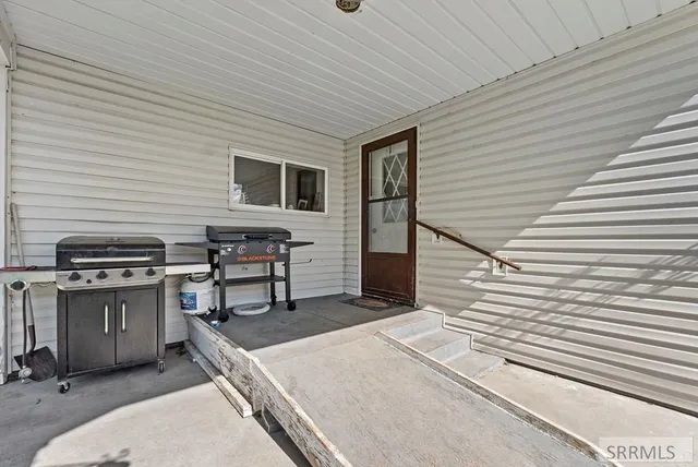 $699,999 | 3756 East 800 North, Rigby, ID 83442