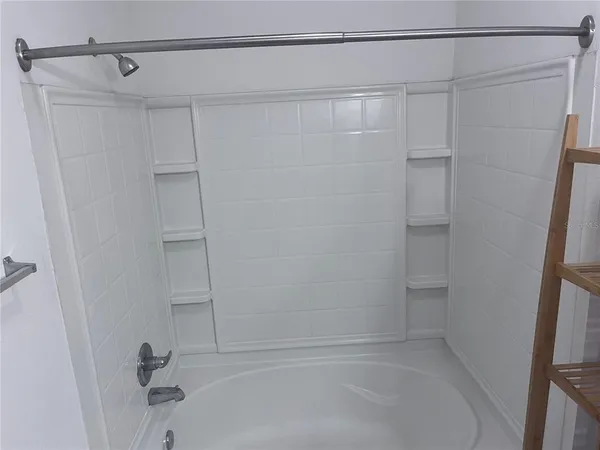 $1,300 | 4802 51st Street West, Unit 311, Bradenton, FL 34210