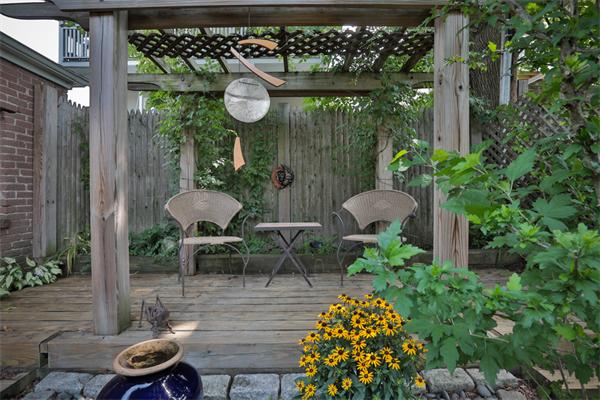 109 Redlands Road Boston, MA 02132 - Photo 28 of 30 Gallery Image 28