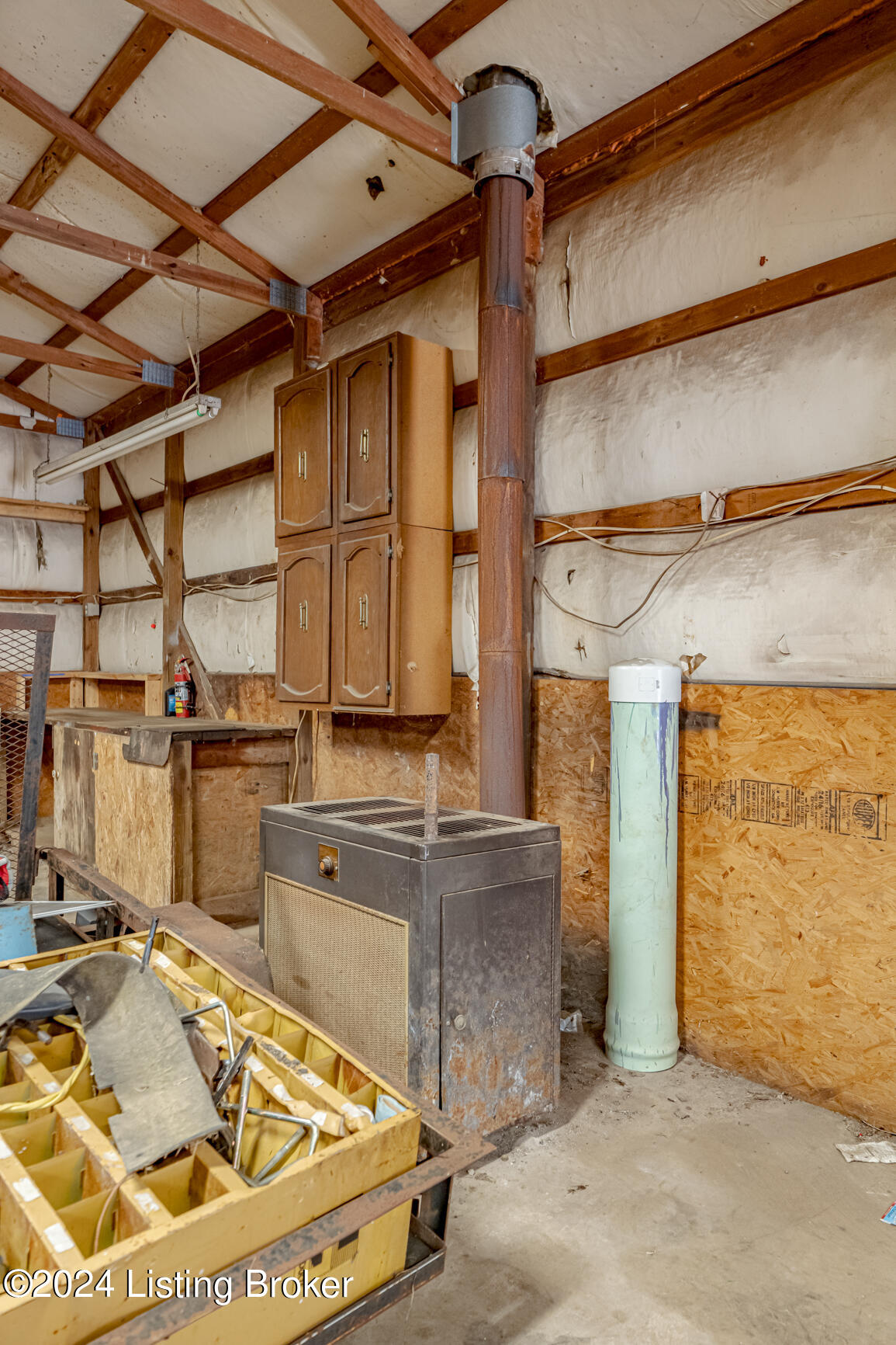 363 Hawkins Road Hodgenville, KY 42748 - Photo 28 of 91 17