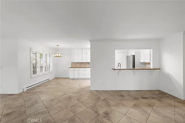 a view of livingroom with furniture