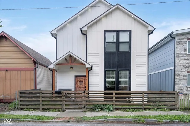 $624,000 | 1009 Harrison Street, Indianapolis, IN 46202