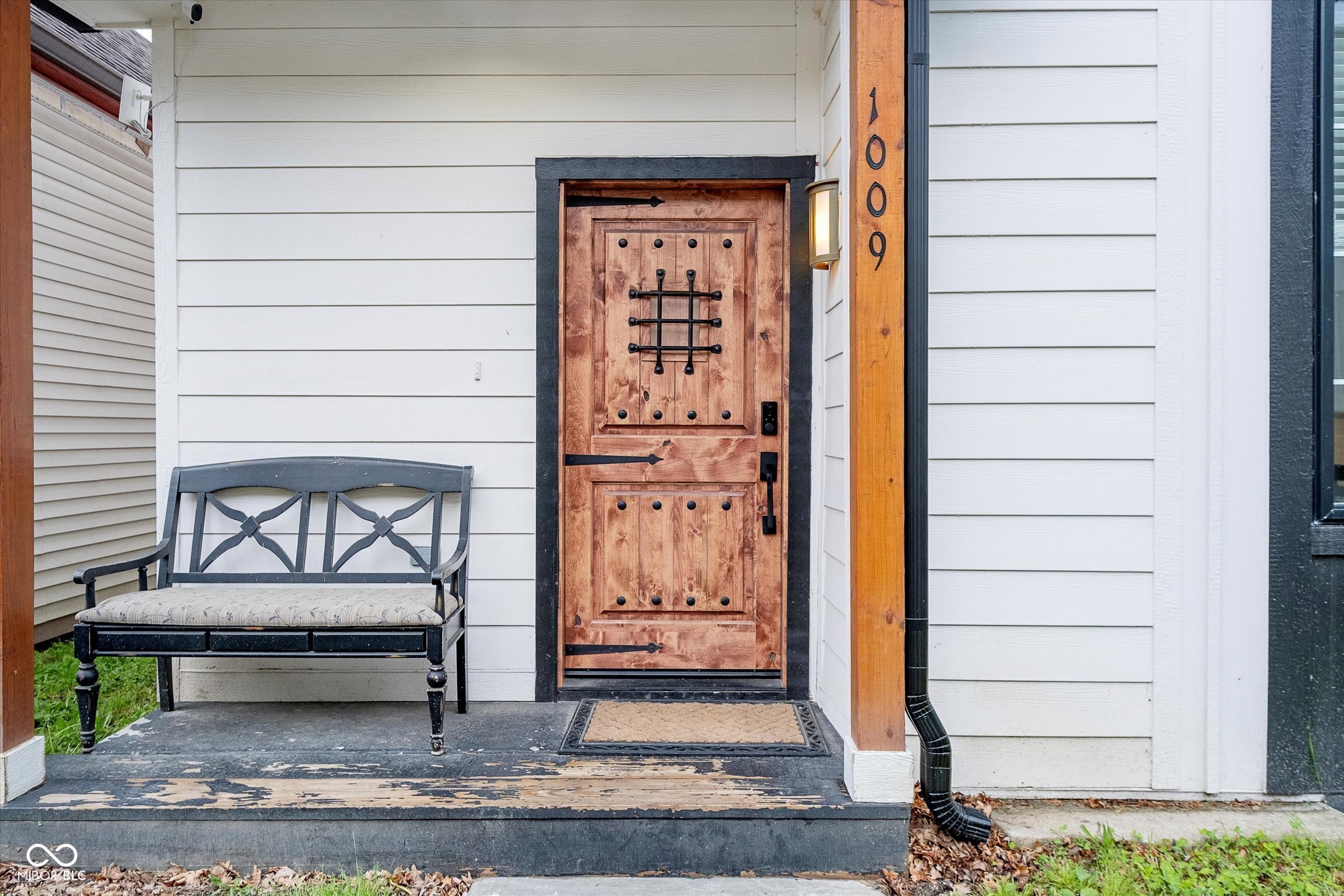 1009 Harrison Street Indianapolis, IN 46202 - Photo 3 of 52