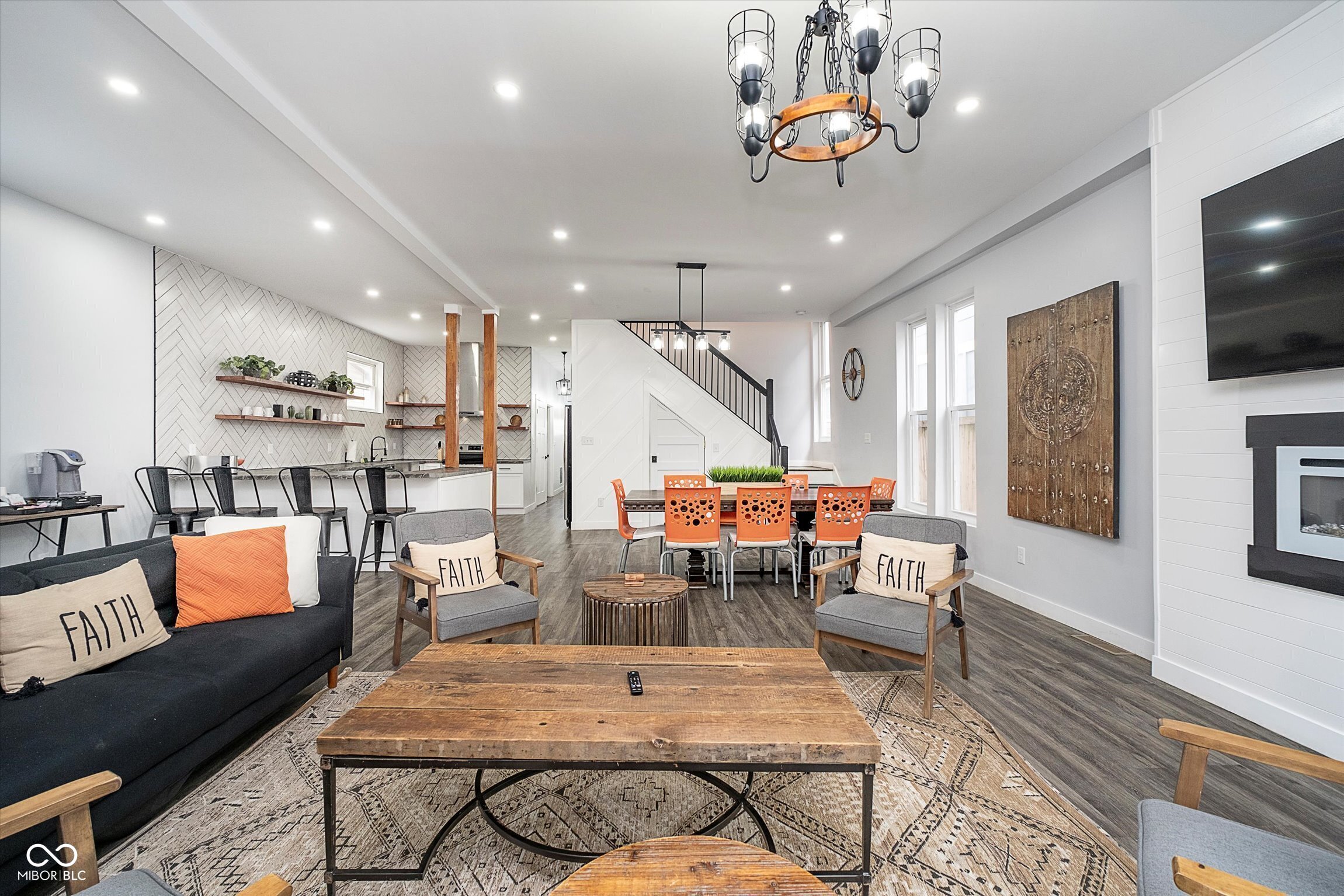 1009 Harrison Street Indianapolis, IN 46202 - Photo 7 of 52