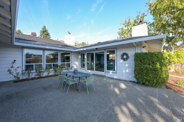 $1,575,000 | 28 Bonnie Banks Way, San Rafael, CA 94901