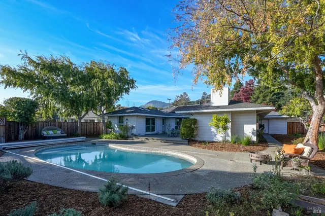 $1,575,000 | 28 Bonnie Banks Way, San Rafael, CA 94901