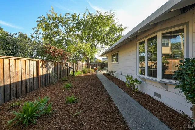 $1,575,000 | 28 Bonnie Banks Way, San Rafael, CA 94901