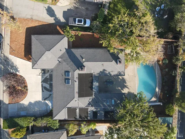 $1,575,000 | 28 Bonnie Banks Way, San Rafael, CA 94901