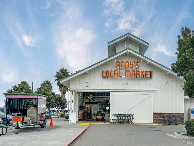 $1,575,000 | 28 Bonnie Banks Way, San Rafael, CA 94901