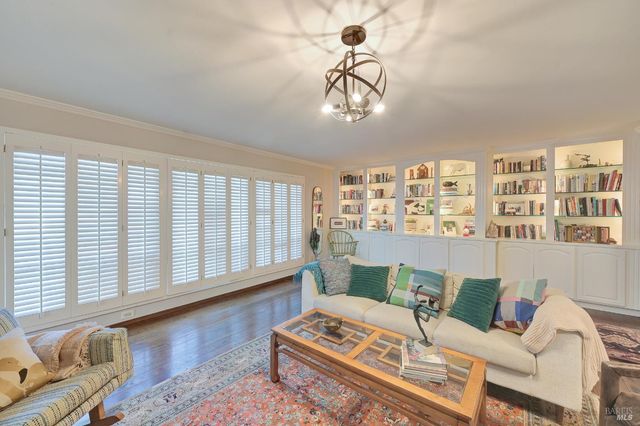 $1,575,000 | 28 Bonnie Banks Way, San Rafael, CA 94901