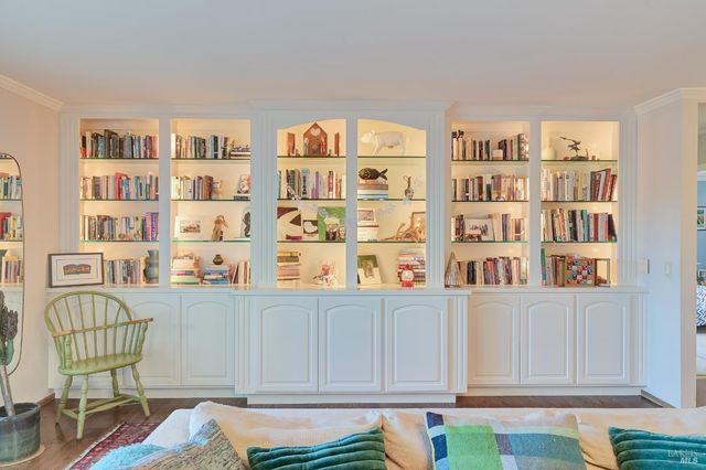 $1,575,000 | 28 Bonnie Banks Way, San Rafael, CA 94901