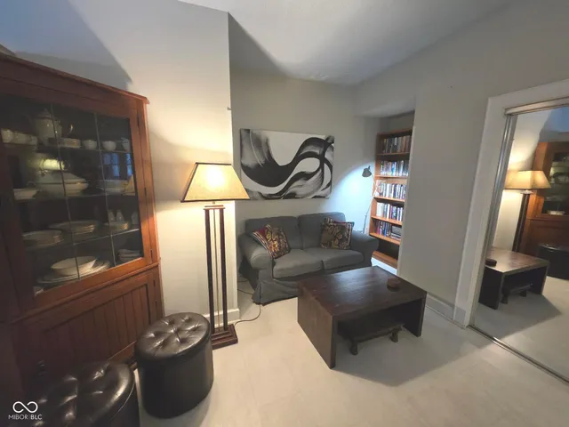 $124,000 | 230 9th Street, Unit 111, Indianapolis, IN 46204