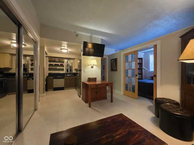 $124,000 | 230 9th Street, Unit 111, Indianapolis, IN 46204