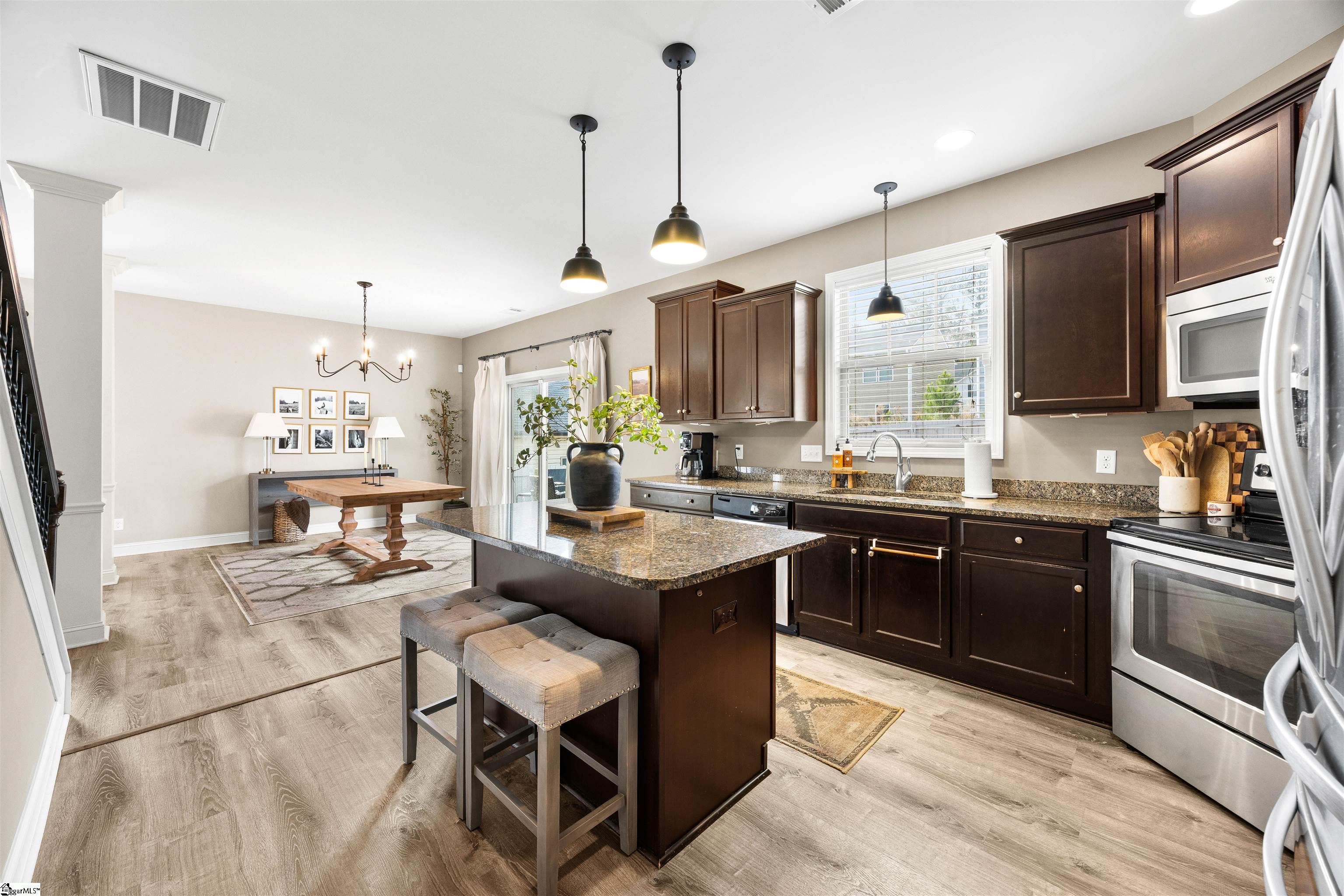 1027 Edenbrooke Circle Anderson, SC 29621 - Photo 14 of 48