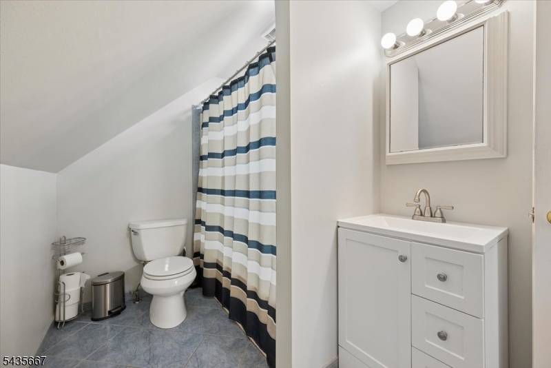 336 Vanderveer Road Bridgewater, NJ 08807 - Photo 17 of 23
