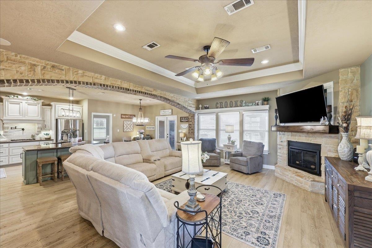 1615 Quail Run Beaumont, TX 77705 - Photo 10 of 49