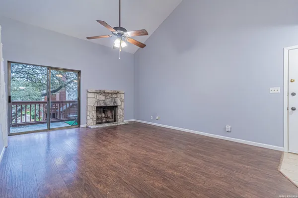 $120,000 | 10527 Perrin Beitel, Unit C211, San Antonio, TX 78217