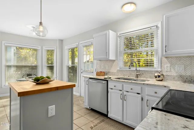 $440,000 | 12133 Mabledon Court, Raleigh, NC 27613