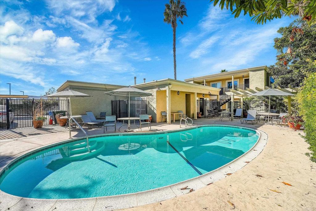 12719 Robison Boulevard, Unit 18 Poway, CA 92064 - Photo 12 of 15