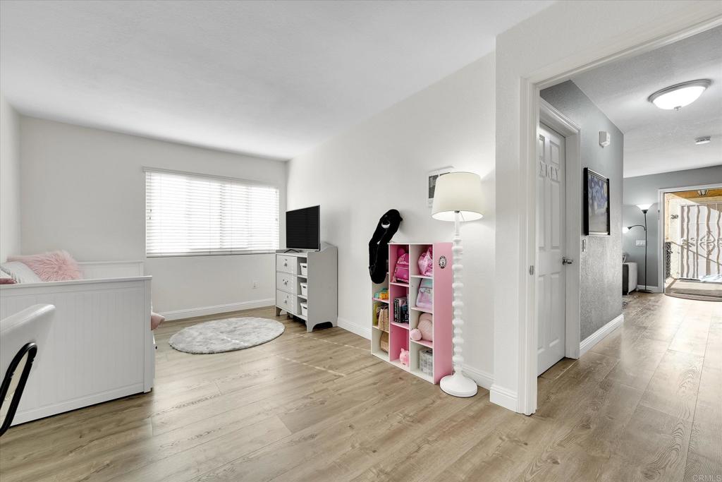 12719 Robison Boulevard, Unit 18 Poway, CA 92064 - Photo 8 of 15