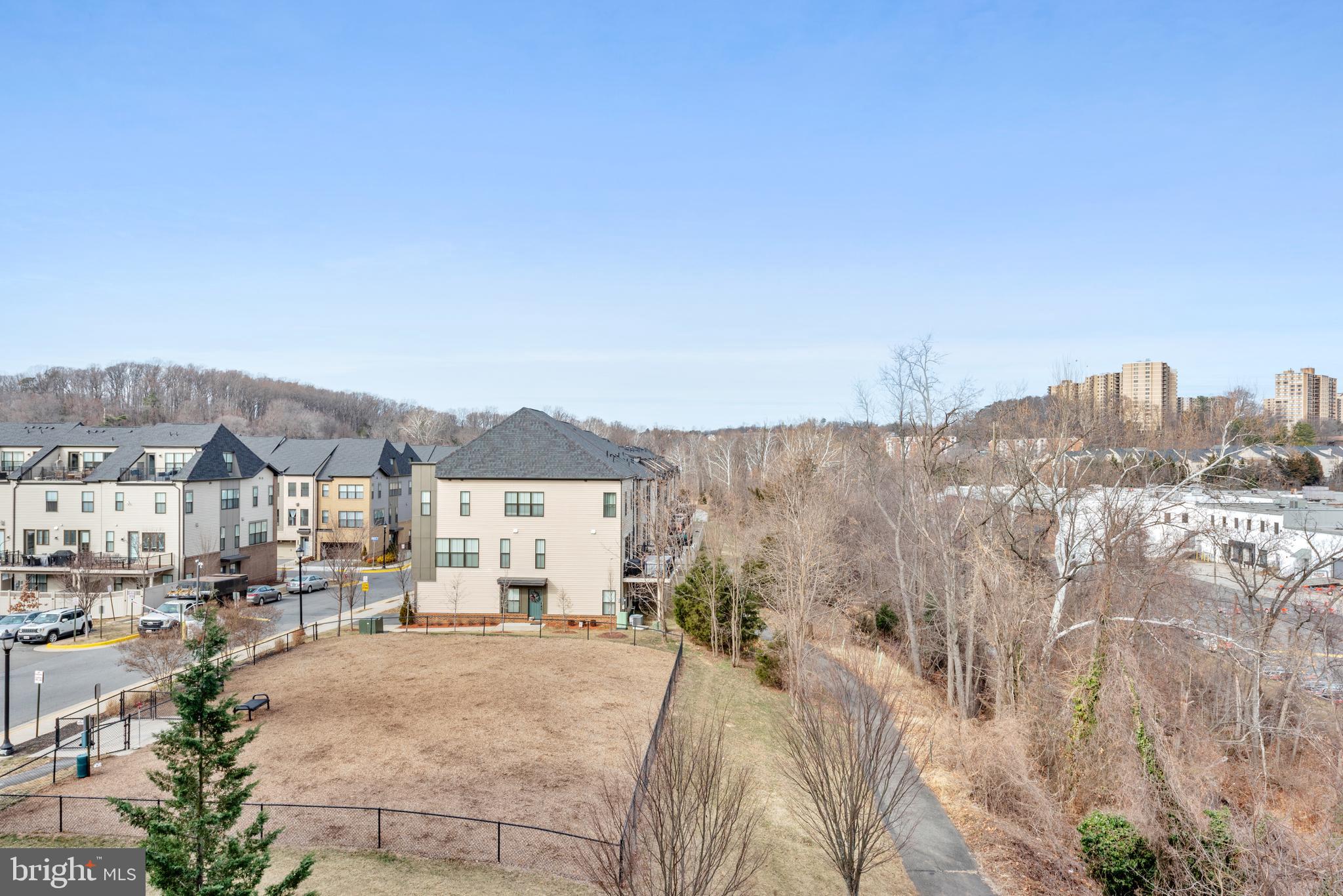 6301 Edsall Road, Unit 424 Alexandria, VA 22312 - Photo 9 of 30 a view of a city