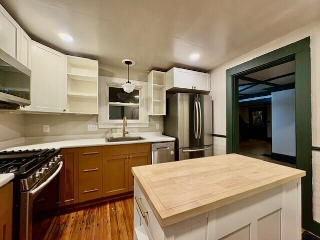 28 Elm Street Sanford, ME 04073 - Photo 4 of 16 Kitchen