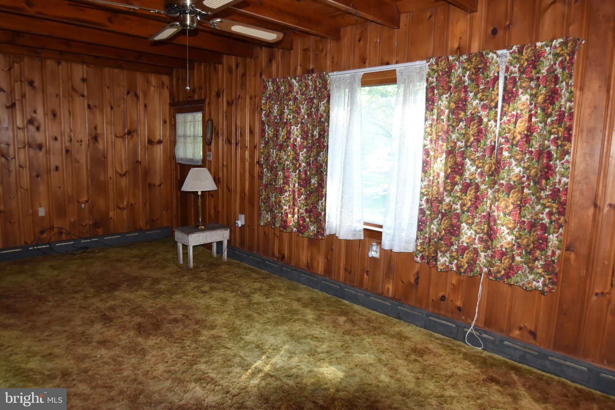 1235 Ridge Road Sellersville, PA 18960 - Photo 14 of 33