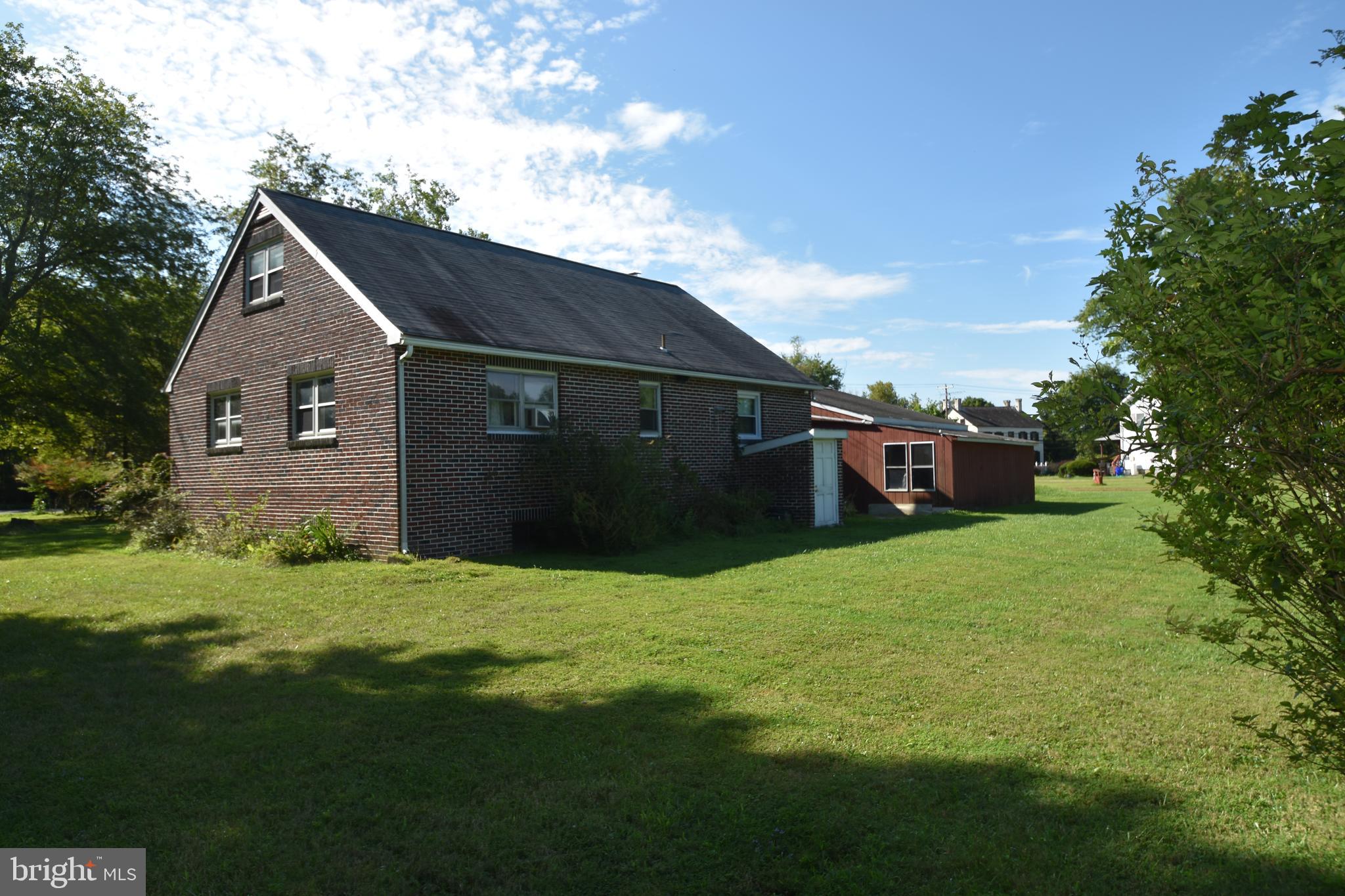 1235 Ridge Road Sellersville, PA 18960 - Photo 5 of 33